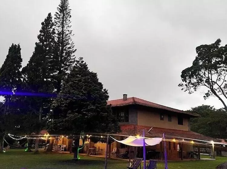ペンション Pousada E Restaurante Refúgio Dinamarca