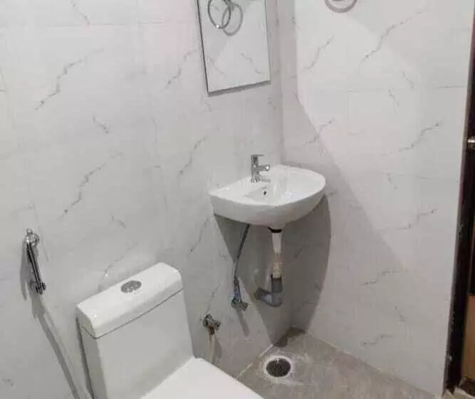 هتل I Cloud Elite Suites