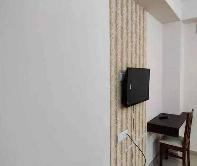 هتل I Cloud Elite Suites