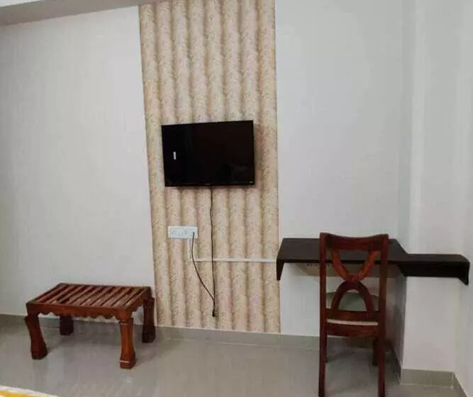 هتل I Cloud Elite Suites