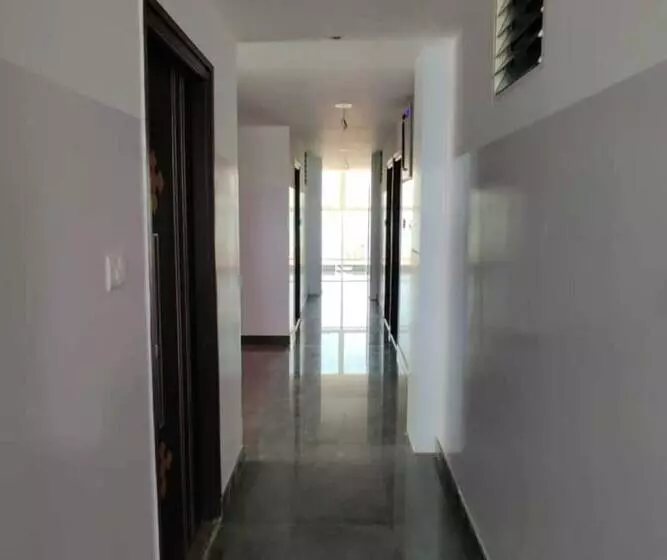 هتل I Cloud Elite Suites