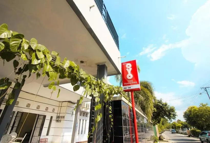 ホテル Oyo 2138 Tiaz Residence