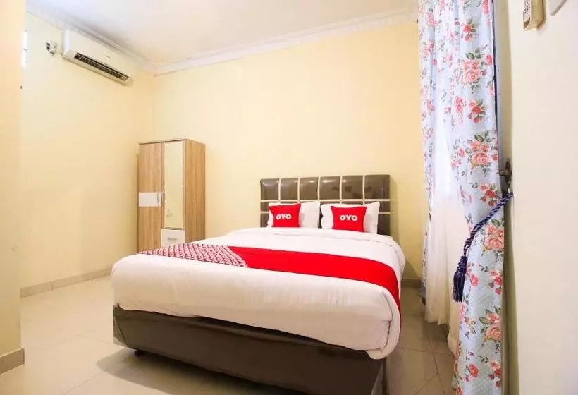 ホテル Oyo 2138 Tiaz Residence