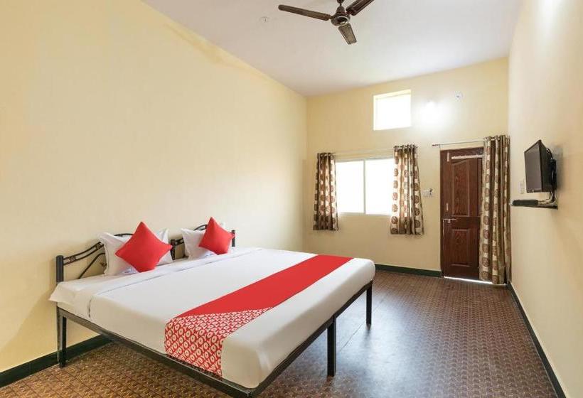 فندق Oyo 63077 Sarah Homestay