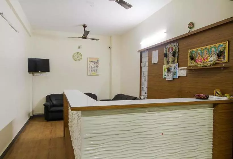 Hotelli Oyo 63077 Sarah Homestay