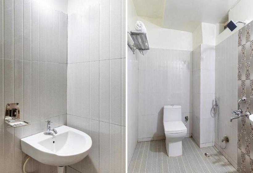 فندق Oyo 63077 Sarah Homestay