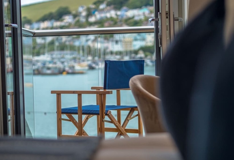 Bed and Breakfast Waterfront House