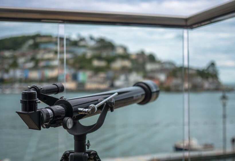 Bed and Breakfast Waterfront House