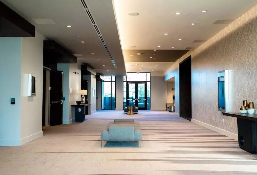 Отель Adero Scottsdale Resort, Autograph Collection