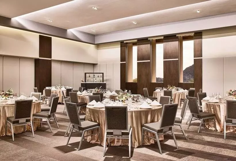 Отель Adero Scottsdale Resort, Autograph Collection