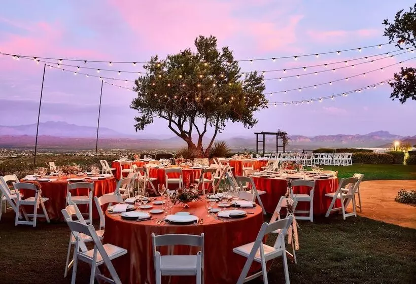 Отель Adero Scottsdale Resort, Autograph Collection