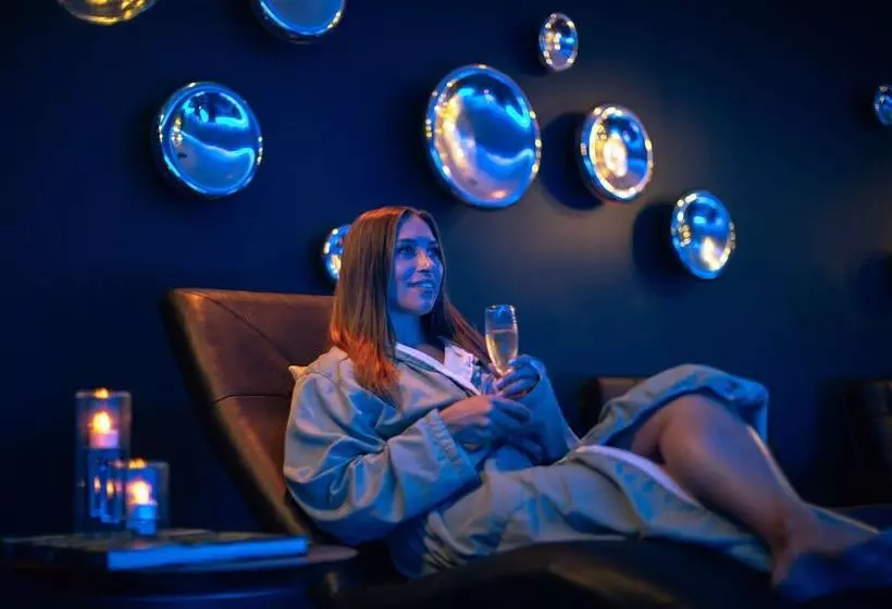 Отель Adero Scottsdale Resort, Autograph Collection