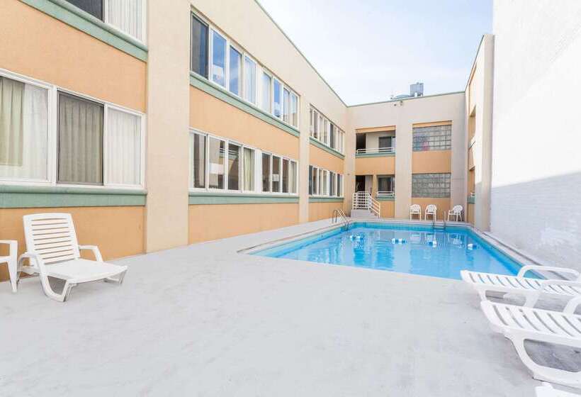 هتل Howard Johnson By Wyndham Atlantic City