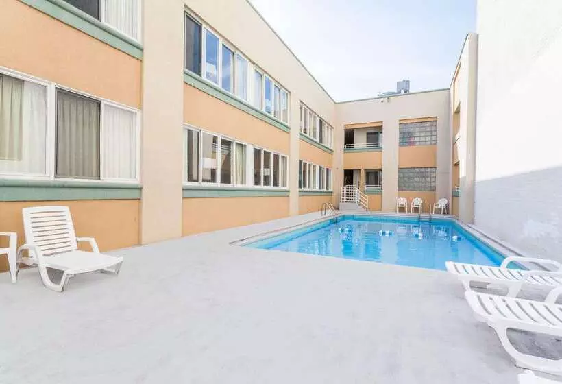 Отель Howard Johnson By Wyndham Atlantic City