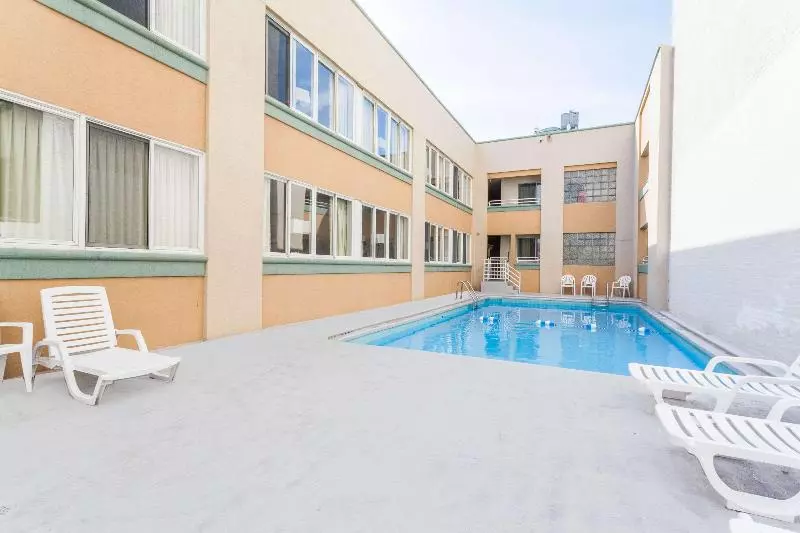 Отель Howard Johnson By Wyndham Atlantic City