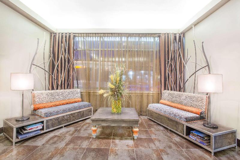 هتل Howard Johnson By Wyndham Atlantic City