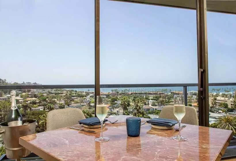 Отель La Jolla Curio Collection By Hilton