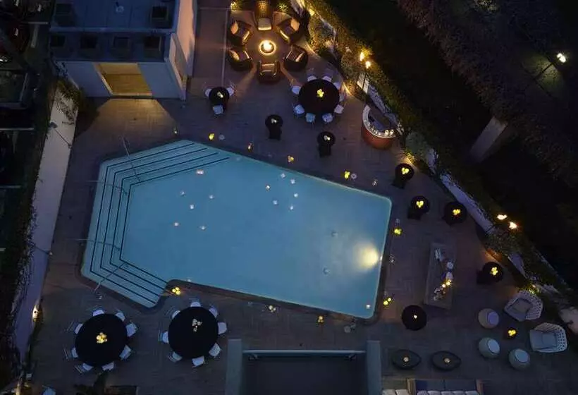 Отель La Jolla Curio Collection By Hilton