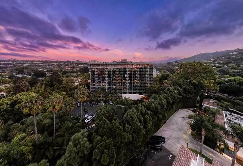 Отель La Jolla Curio Collection By Hilton