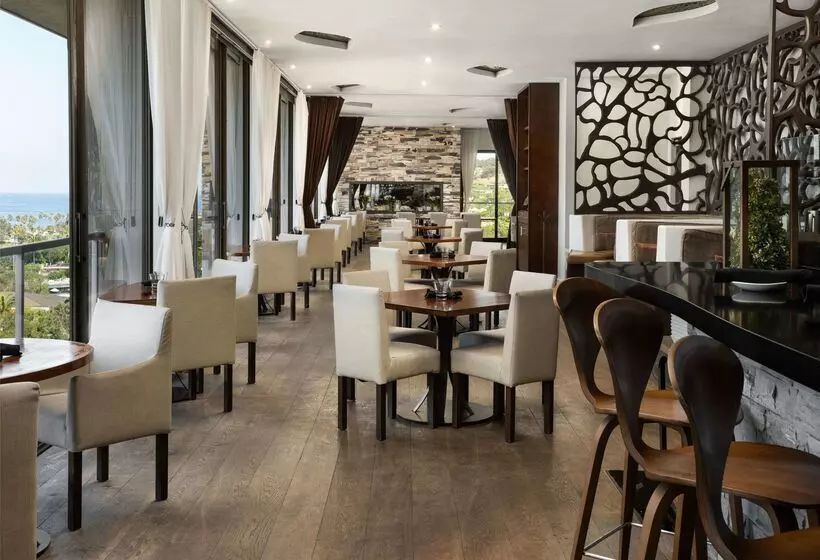 Hotelli La Jolla Curio Collection By Hilton