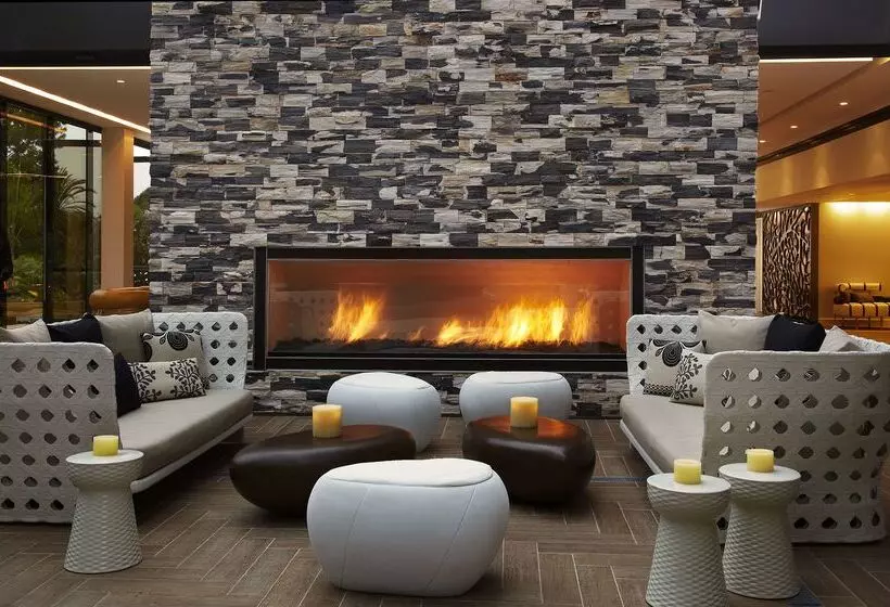 Hotelli La Jolla Curio Collection By Hilton