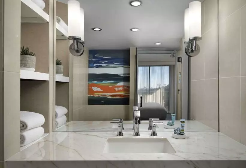 Hotelli La Jolla Curio Collection By Hilton