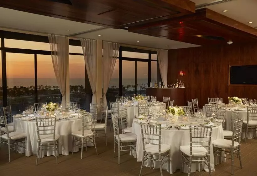 Hotelli La Jolla Curio Collection By Hilton