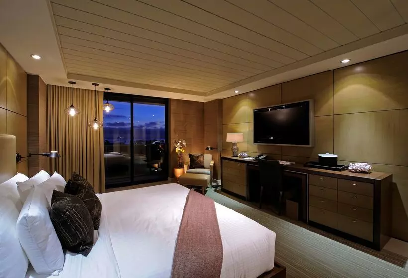 Hotelli La Jolla Curio Collection By Hilton