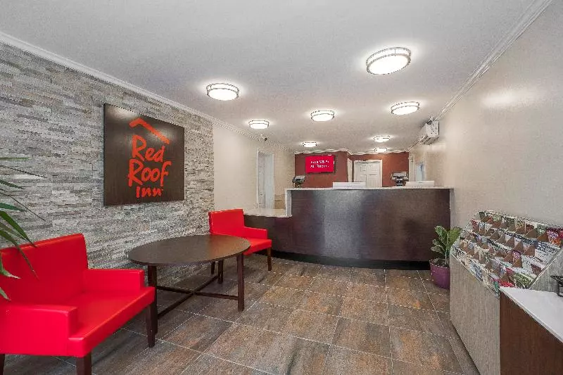 ホテル Red Roof Inn Fredericksburg North