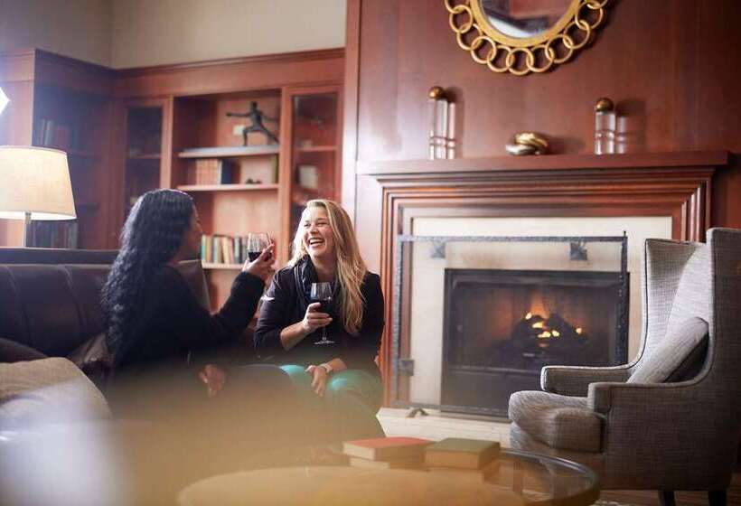 酒店 The Inn At Penn, A Hilton