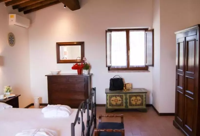 ホテル Borgo Cortinova Marrocco