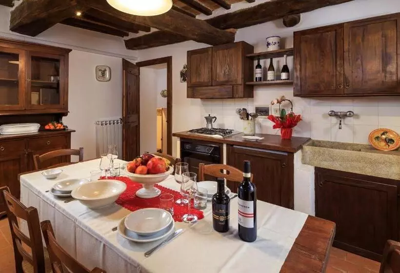 ホテル Borgo Cortinova Marrocco