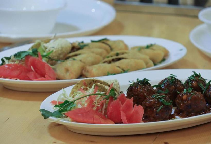 בית מלון כפרי Nehru Kund Heights By Jitainn