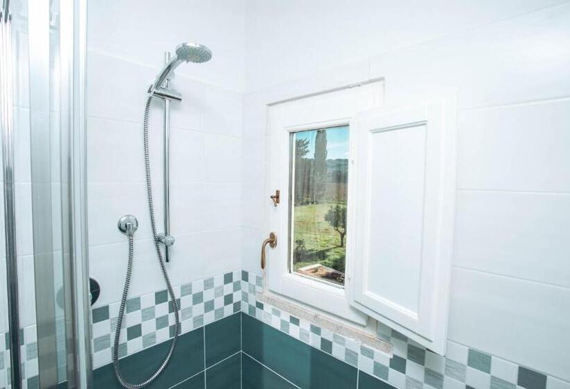 هتل Podere Ricciolino