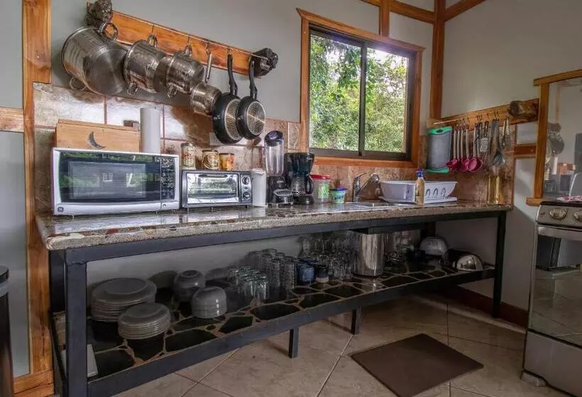 پانسیون Moon Wonders Vacation House