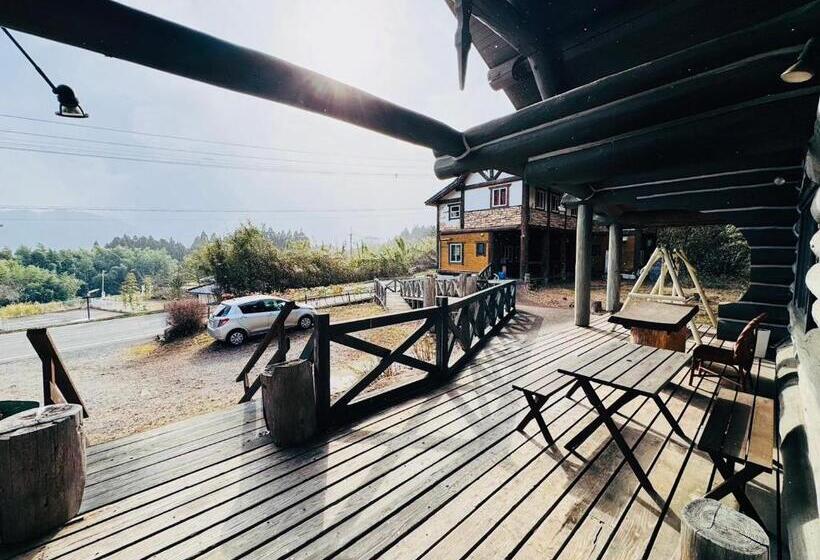 פנסיון Yufuin Log House No Yado Tom Sawyer