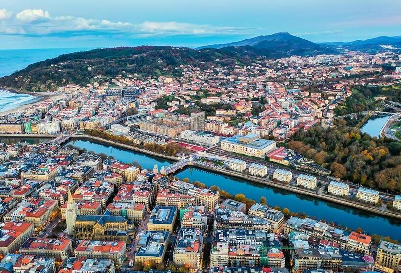 Axel Hotel San Sebastián   Adults Only