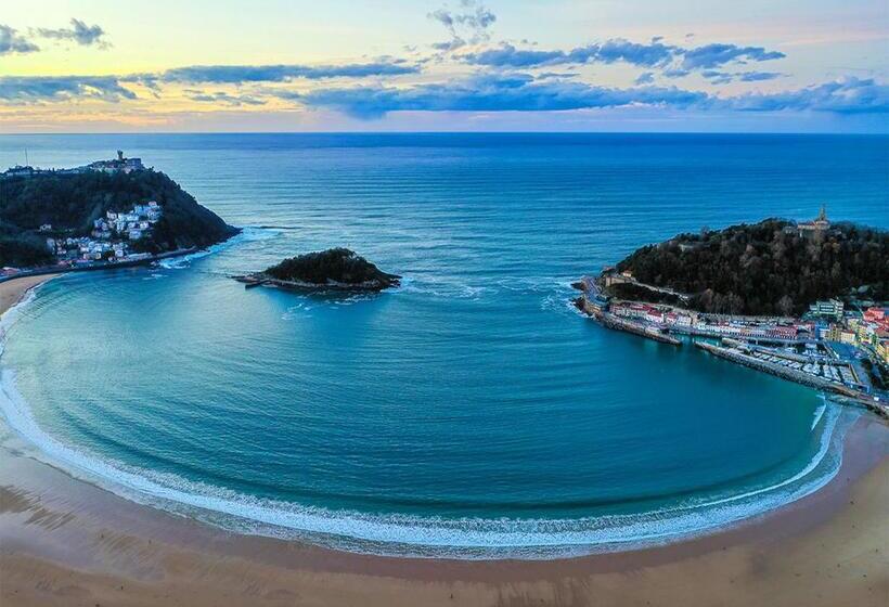 Axel Hotel San Sebastián   Adults Only