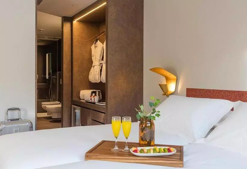 Axel Hotel San Sebastián   Adults Only