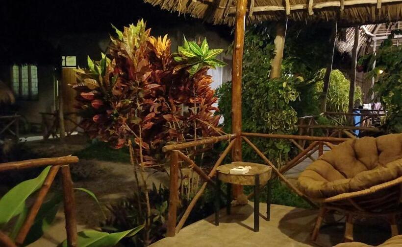 مبيت وإفطار Morningstar Bungalows Zanzibar