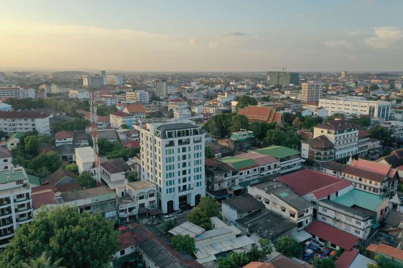 Surestay Hotel By Best Western Vientiane