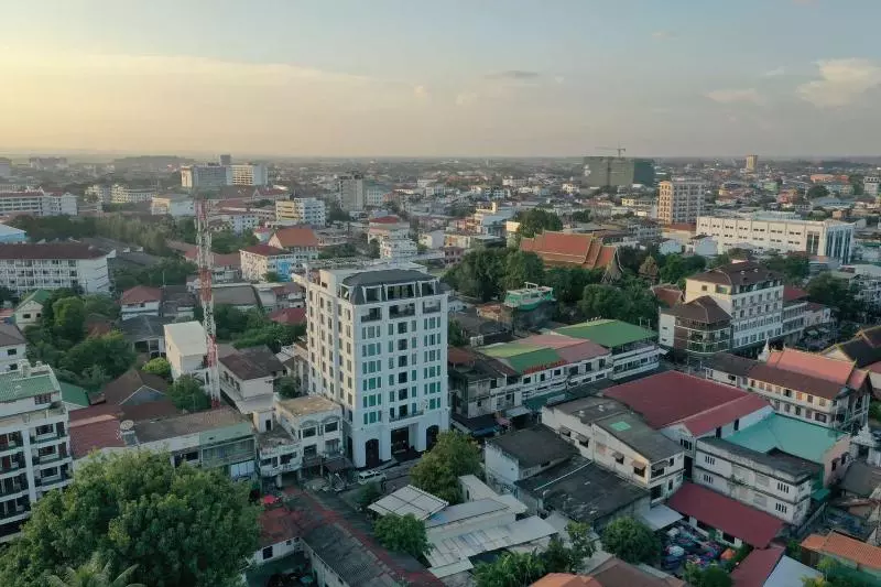 Surestay Hotel By Best Western Vientiane