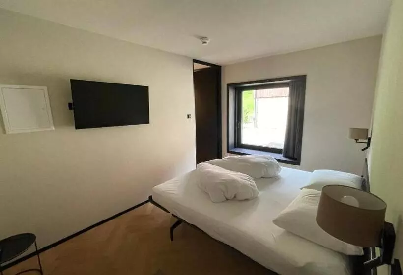 ホテル Warth52 W52 Apartments