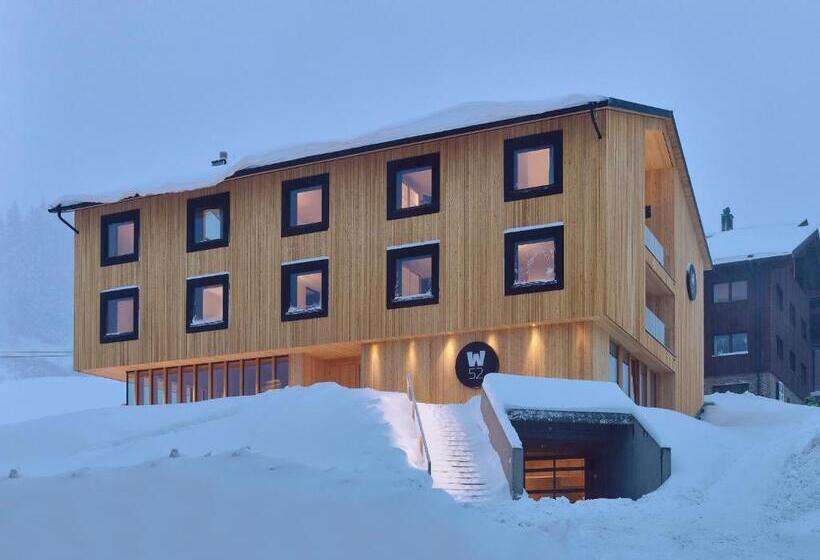 هتل Warth52 W52 Apartments