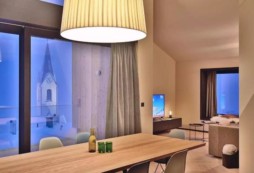 ホテル Warth52 W52 Apartments