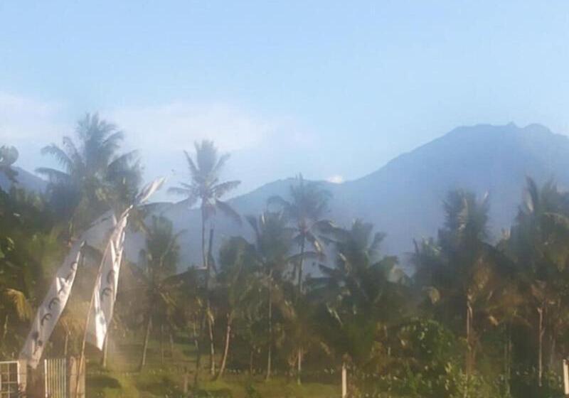 ホテル Domisili Ijen Cliff By Fays Hospitality