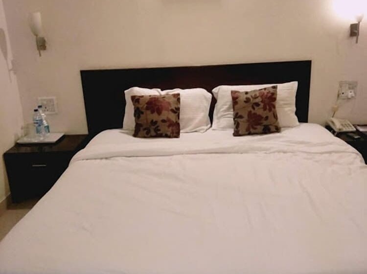 هتل Lovely Palace