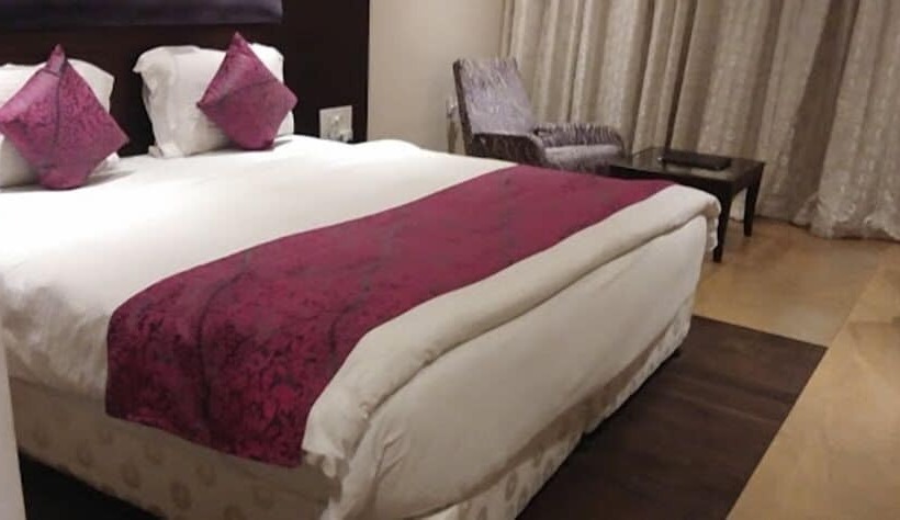 هتل Lovely Palace