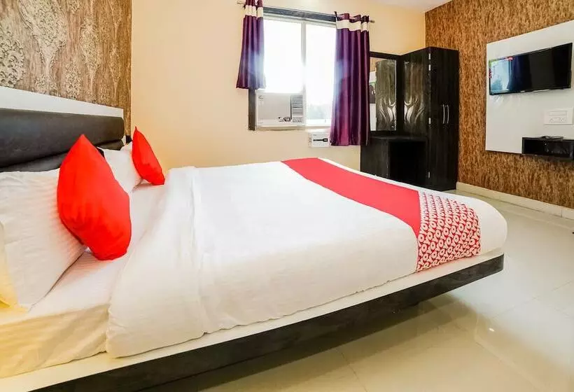 Hotelli Prema Kunj Resort By Oyo Rooms