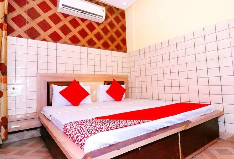 هتل The Great By Oyo Rooms